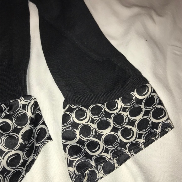 Essentials by Milano🌺 S/Large - Picture 2 of 6